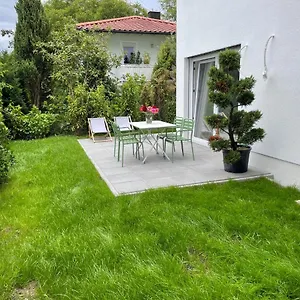 Ammersee Haus In Haus,wunderschöne Designerferienwohung Mit Garten , Dießen am Ammersee Deutschland
