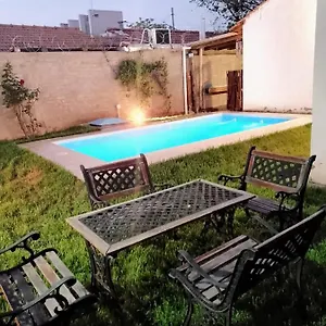 https://casa-en-mendoza-con-piscina.hotelsmendoza.com
