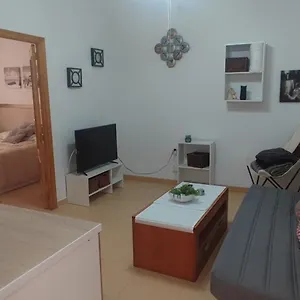 https://apartamento-en-el-corazon-de-triana-41010.es-andalucia.com
